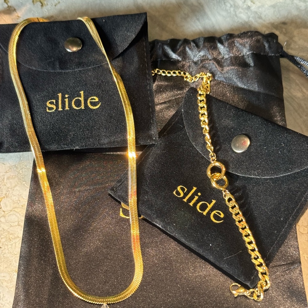 NWT Slide Jewelry necklace and bracelet